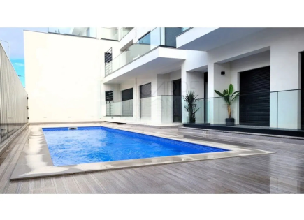 Piso para 385 000 euro en Faro, Portugal