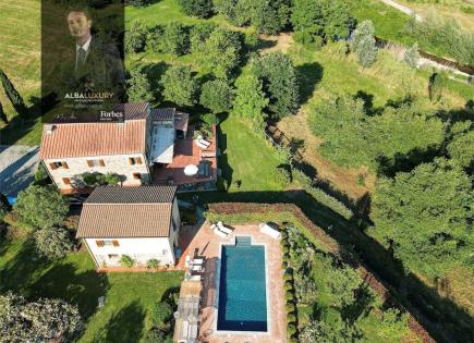 Villa para 1 250 000 euro en Italia