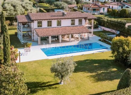 Villa à Bardolino, Italie (prix sur demande)