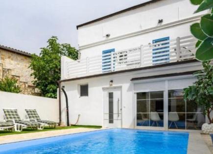 House for 390 000 euro in Porec, Croatia