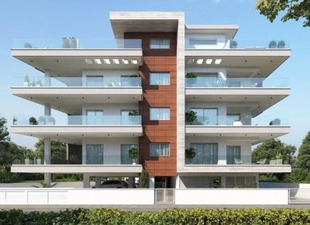 Flat for 410 000 euro in Agios Athanasios, Cyprus