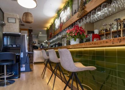 Cafe, restaurant for 1 095 000 euro in Fuengirola, Spain