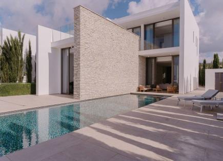 Casa per 2 500 000 euro a Peyia, Cipro