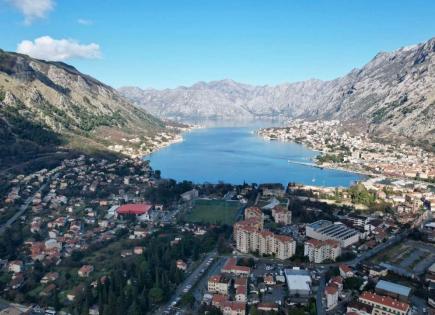 Grundstück für 3 360 000 euro in Kotor, Montenegro