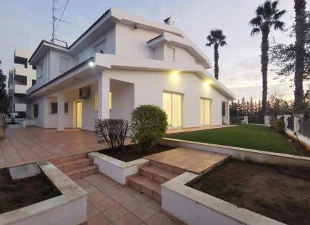 Maison pour 4 300 Euro par mois à Nicosie, Chypre