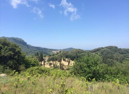 Terrain pour 195 000 Euro à Corfou, Grèce