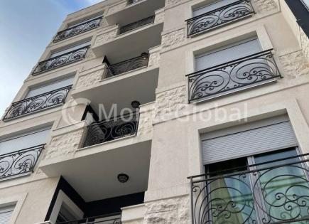 Piso para 147 000 euro en Becici, Montenegro