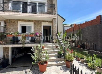 Casa para 210 000 euro en Zelenika, Montenegro