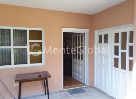 Haus für 330 000 euro in Tivat, Montenegro