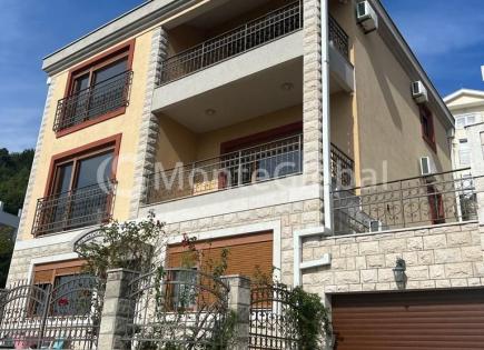 Casa para 365 000 euro en Zelenika, Montenegro