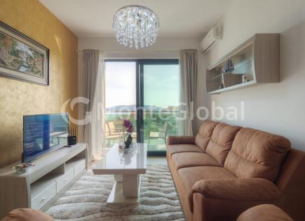 Wohnung für 150 000 euro in Becici, Montenegro