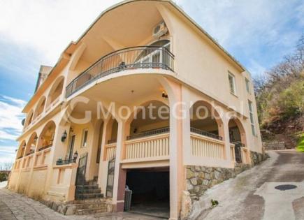 Casa para 745 000 euro en Buljarica, Montenegro