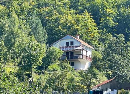 Casa para 169 000 euro en Cetinje, Montenegro