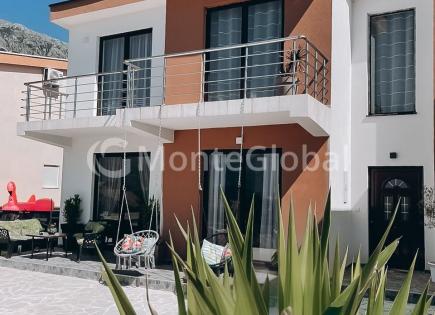 House for 185 000 euro in Dobra Voda, Montenegro