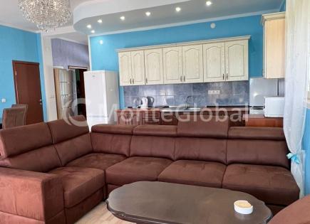 Haus für 275 000 euro in Bijela, Montenegro