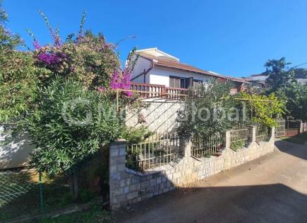 Casa para 115 000 euro en Montenegro