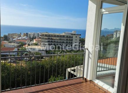 Flat for 136 000 euro in Dobra Voda, Montenegro