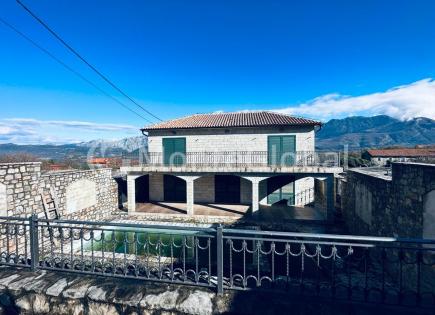 Casa para 275 000 euro en Dobrota, Montenegro