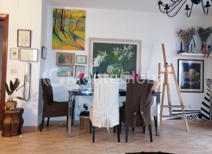Piso para 158 000 euro en Budva, Montenegro
