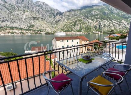 Wohnung für 295 000 euro in Kotor, Montenegro