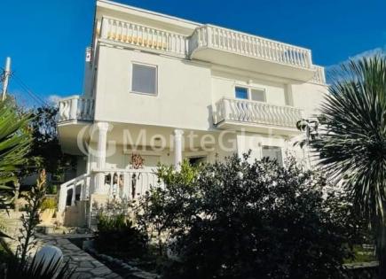 Haus für 280 000 euro in Montenegro