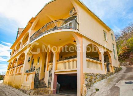 Villa para 740 000 euro en Buljarica, Montenegro