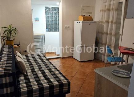 Piso para 99 900 euro en Tivat, Montenegro