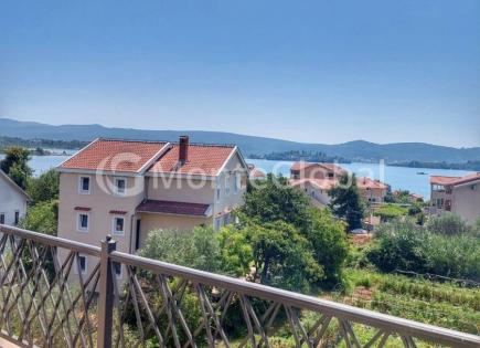 Wohnung für 164 640 euro in Tivat, Montenegro