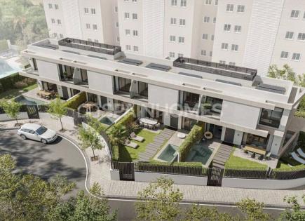 Townhouse for 1 750 000 euro in Malaga, Spain