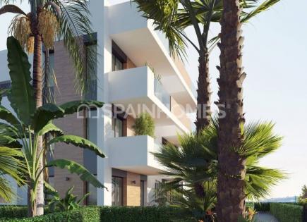 Apartment for 253 000 euro in Los Alcazares, Spain