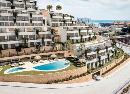Townhouse for 1 100 000 euro in Fuengirola, Spain