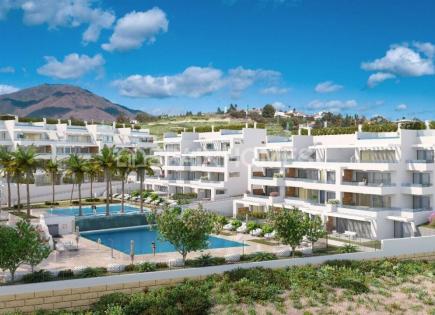 Apartment for 550 000 euro in Estepona, Spain