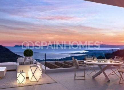 Apartment for 1 100 000 euro in Ojen, Spain