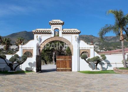 Hotel for 8 500 000 euro in Benalmadena, Spain