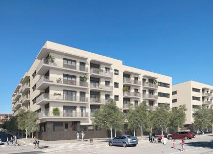 Apartamento para 322 500 euro en Moncada y Reixach, España