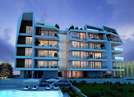 Flat for 690 000 euro in Agios Athanasios, Cyprus