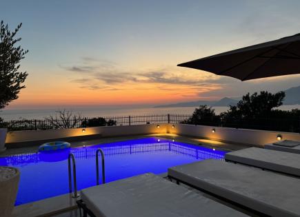 Villa for 1 500 000 euro in Budva, Montenegro