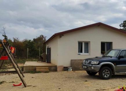 Casa para 380 000 euro en Svetvincenat, Croacia