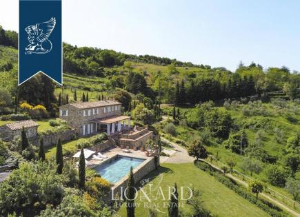 Villa para 2 500 000 euro en Montalcino, Italia