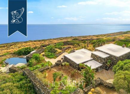 Villa on Pantelleria, Italy (price on request)