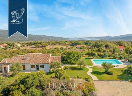 Villa para 1 680 000 euro en Olbia, Italia