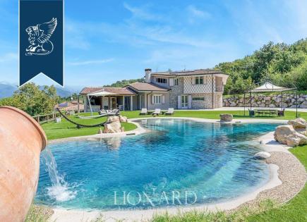 Villa para 2 500 000 euro en Brescia, Italia