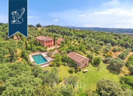 Ferme à Sienne, Italie (prix sur demande)