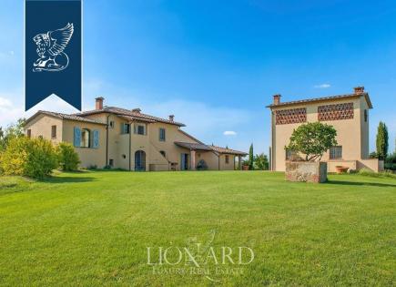 Villa para 1 950 000 euro en Crespina, Italia