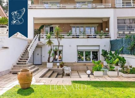 Villa in Rome, Italy (price on request)