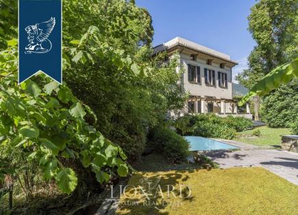 Villa à Rapallo, Italie (prix sur demande)