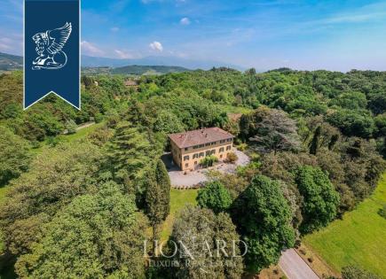 Villa in Lucca, Italy (price on request)