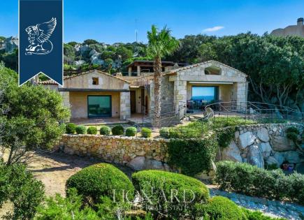 Villa für 1 800 000 euro in Sassari, Italien