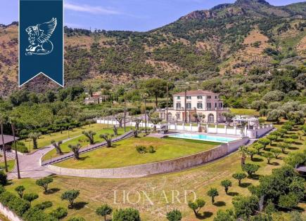 Villa à Salerne, Italie (prix sur demande)