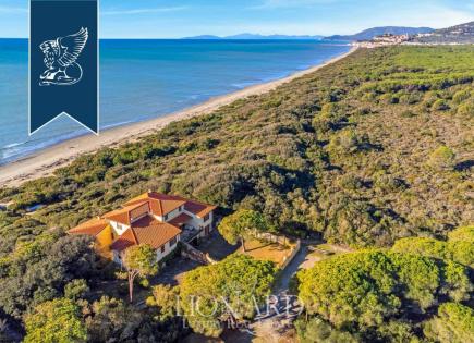 Villa in Grosseto, Italy (price on request)